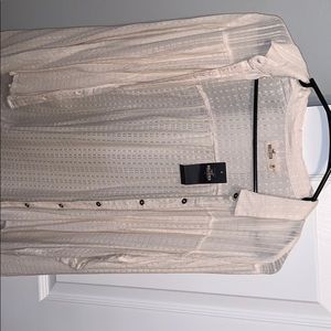Long sleeve dress shirt